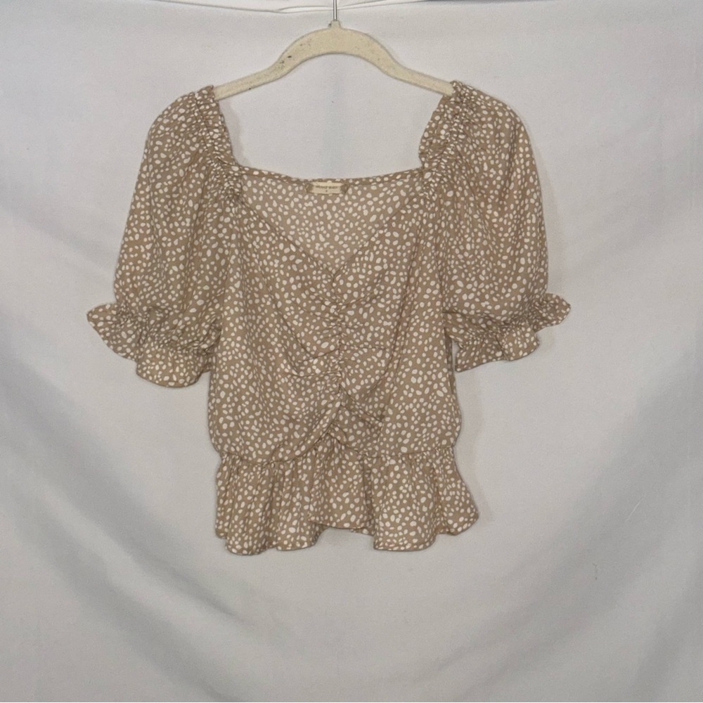Altar’d State Boho Beige & White Speckled Top Size S EUC